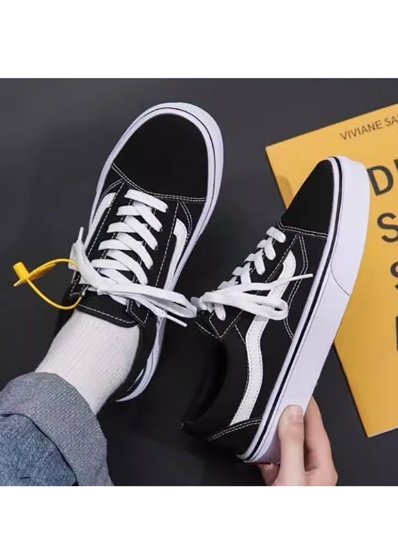 VANS أحذية فانس الكلاسيكية باللونين الأسود والأبيض من القماش، مقاس 38، مثالية للاستخدام اليومي