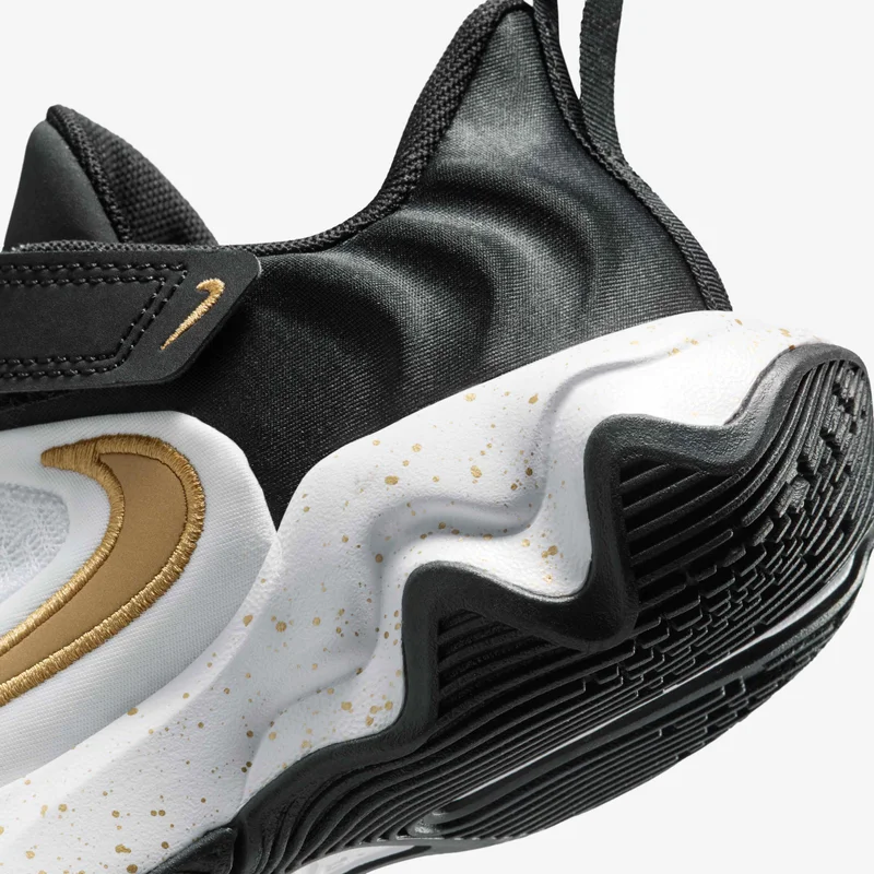 Nike Kids' Giannis Immortality 4 Basketball Shoes