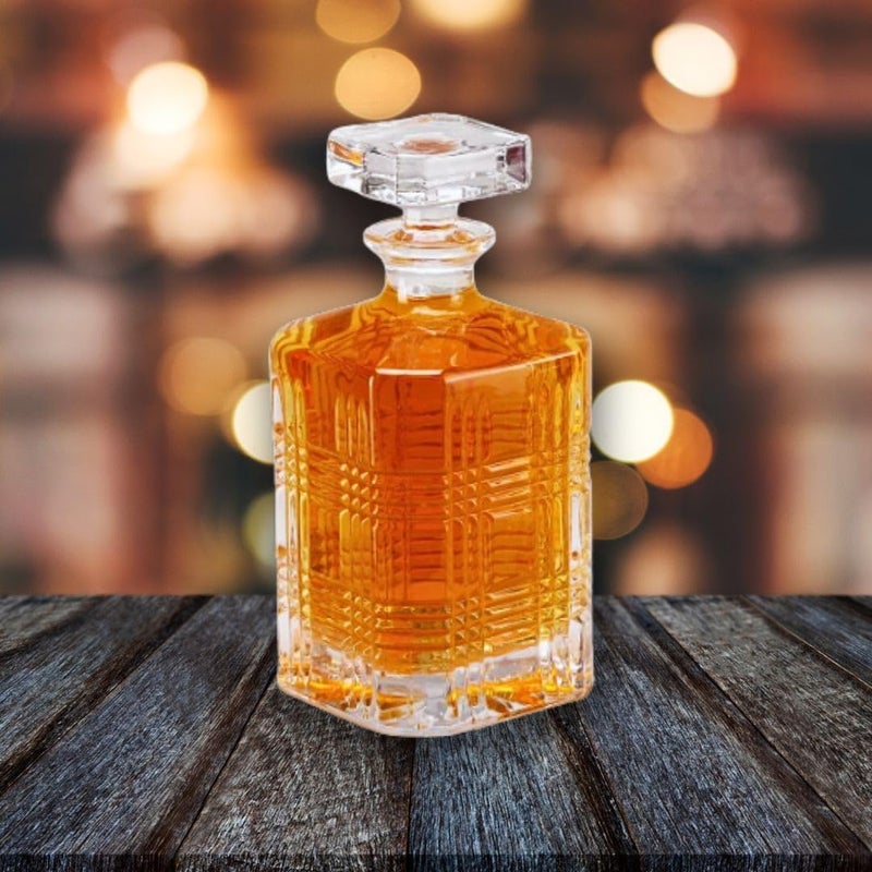 FALKOR Luxury Glassware - Finnegan Irish Decanter Elegant Classy Decanter with Contemporary Design - for Storing Whiskey, Liquor, Scotch, Bourbon, Vodka or Wine 750 ML - Image 1