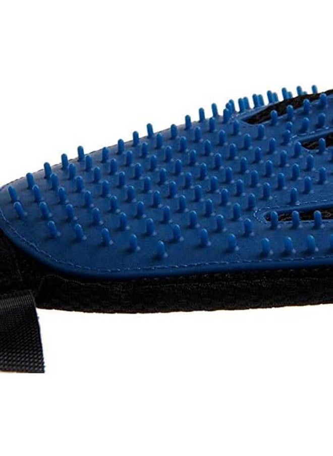 Golden Arrows Pet Grooming Glove Brush - 84 Grams  - Image 3
