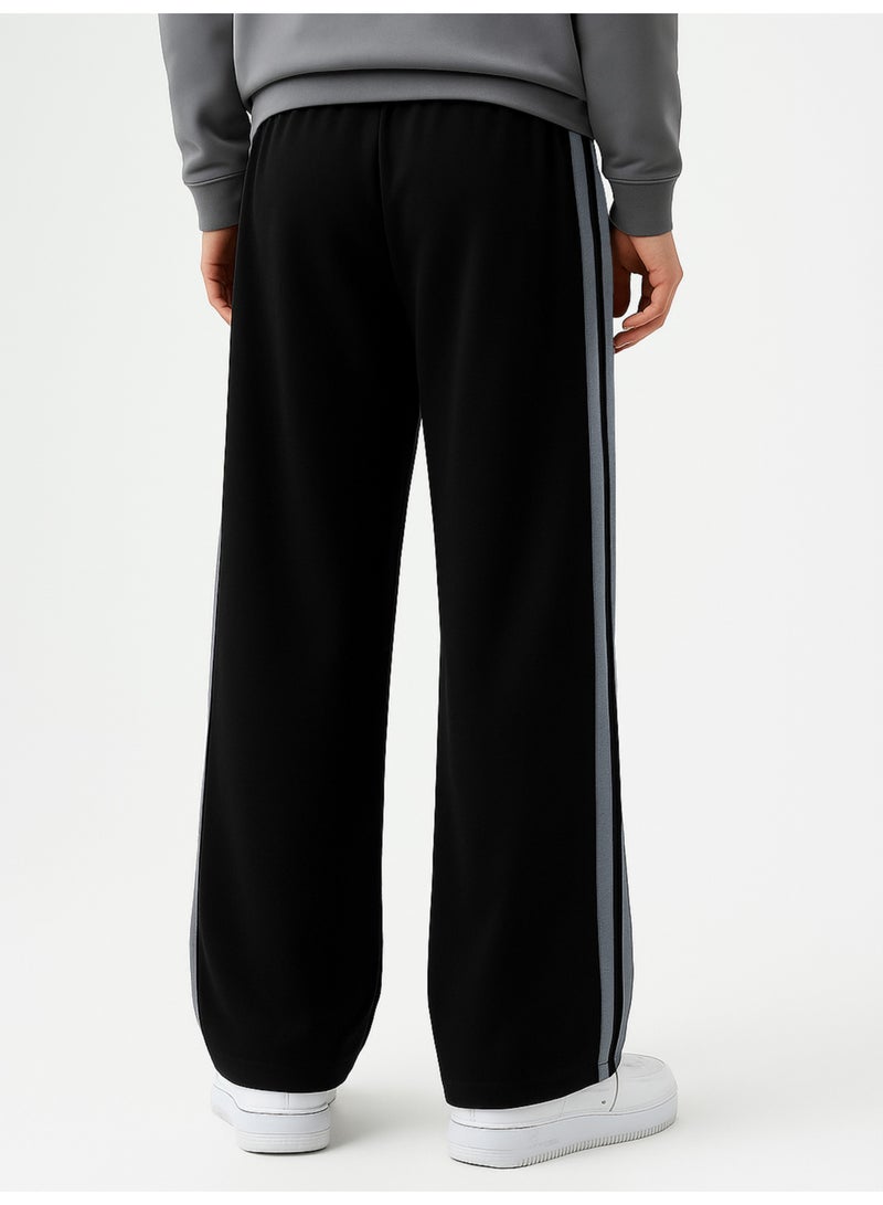 Maniac Maniac Mens Color Block Black and Light Grey Cotton Baggy Trackpant  - Image 3