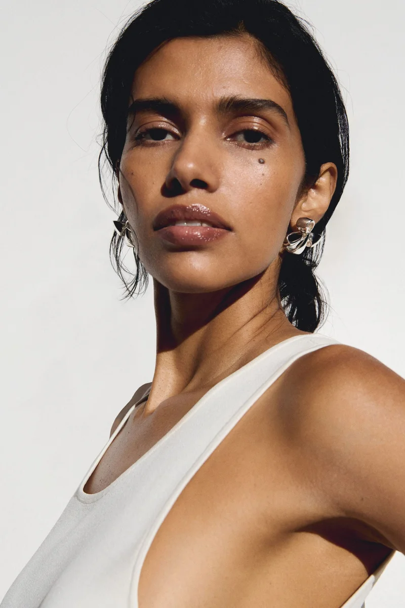 اتش اند ام حلقان بشكل فيونكة