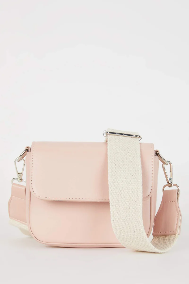 ديفاكتو Girl Canvas Crossbody Bag