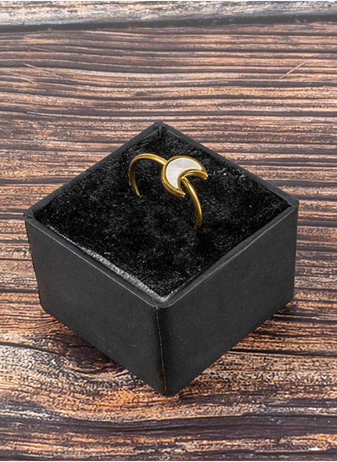 Cresent Stainless Steel Golden Ring Size 19 - pzsku/Z15FD193180849822CE33Z/45/_/1737287485/d7ddda56-a86e-4fce-8012-36c624f2996a