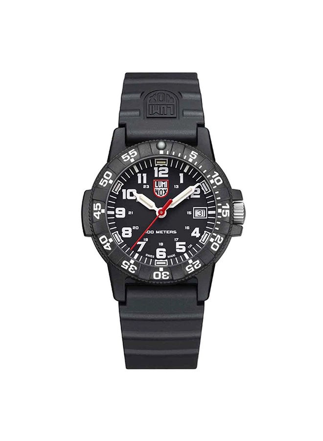 Luminox ساعة يد مطاطية للجنسين على شكل دائري - XS.0301.L - 39 مم - Image 1