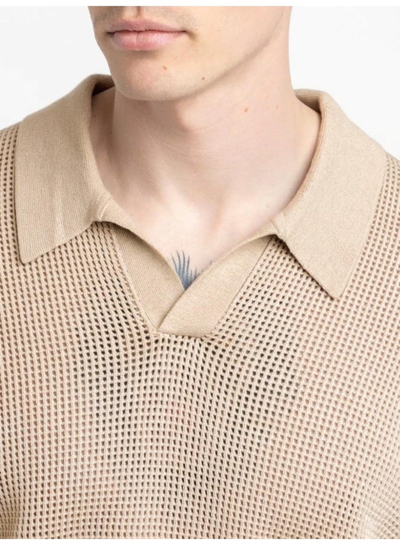 Zara قميص بولو محبوك بتصميم منسوج للرجال باللون البيج - Image 4