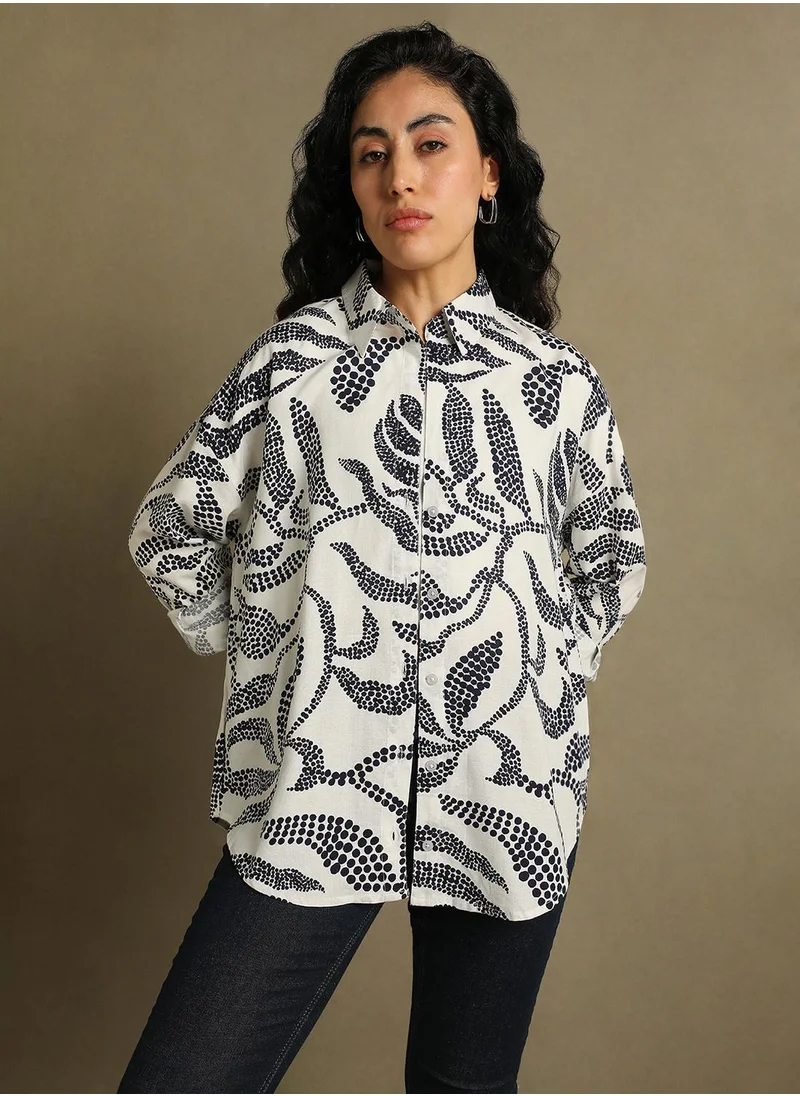 Dennis Lingo Women's Blue Rayon Printed Oversized Shirt