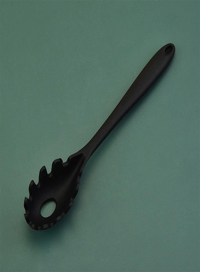 hobbyme 2 Pcs Durable Silicone Pasta Fork, Multi-purpose Household Pasta Scoop Strainer Spoon Tooth Design Long Handle Bottom Hollowing for Kitchen, Restaurant, Snack Bar(Black) - Image 4