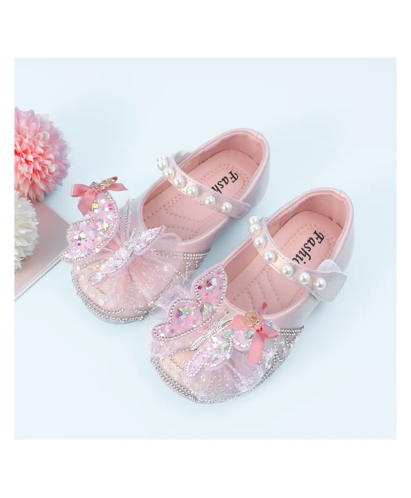 مارك وميا حذاء حفلات مارك وميا بتفاصيل شبكية وزخرفة فراشة ثلاثية الأبعاد وإغلاق فيلكرو - وردي