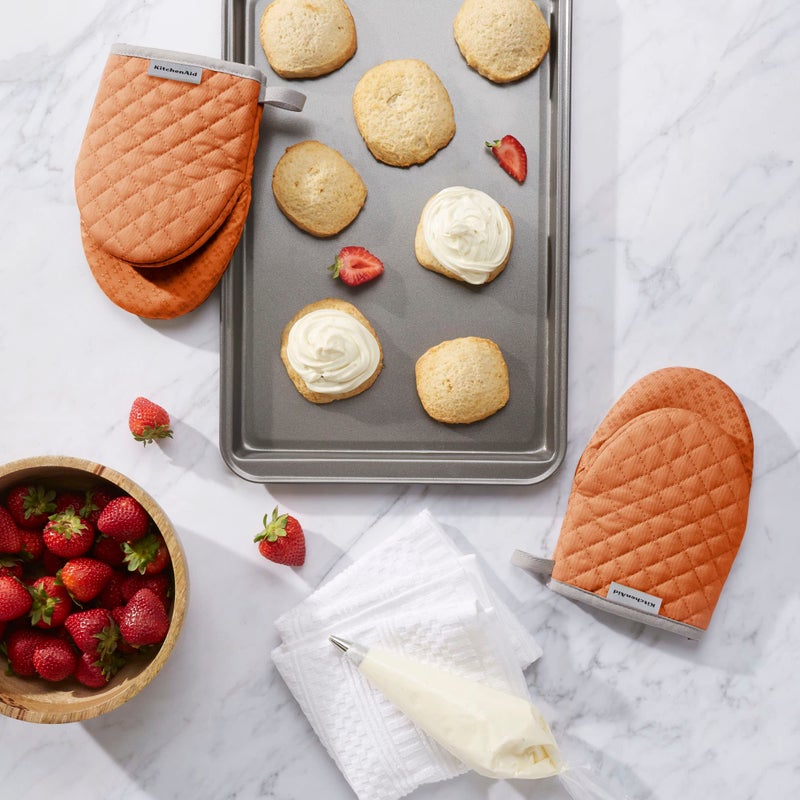 KitchenAid Asteroid Mini Oven Mitt  5.5""x8""  Honey 2 Count - Image 2