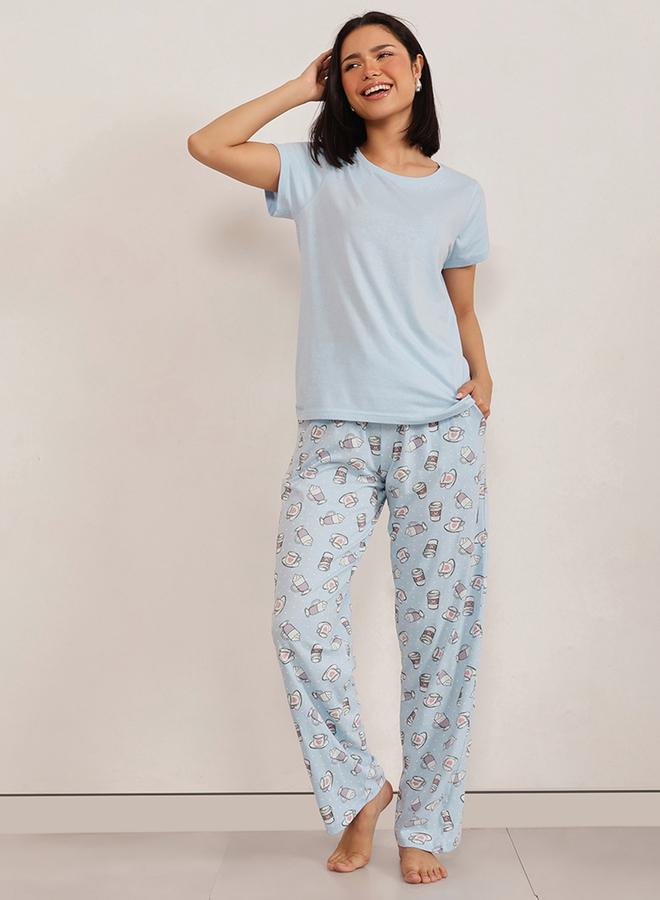 كلوفيا طقم بيجامة مطبوعة وتيشيرت برقبة دائرية سادة من كلوفيا - Image 2