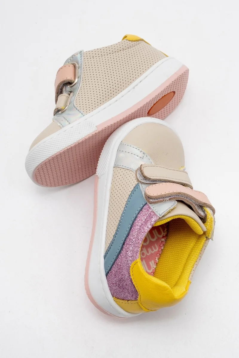 ام ان بي سي Girl Child Beige Genuine Leather Anatomical Casual Shoes
