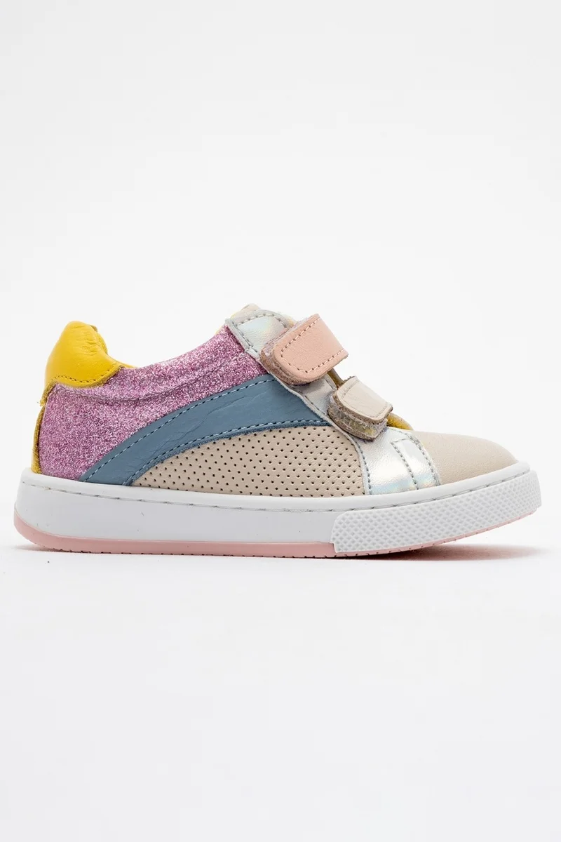 ام ان بي سي Girl Child Beige Genuine Leather Anatomical Casual Shoes