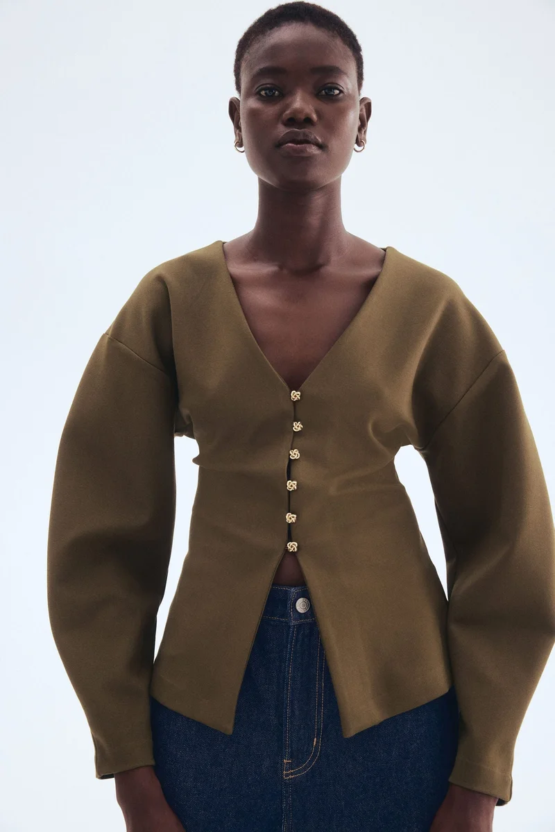 اتش اند ام كارديغان بتصميم محدد عند الخصر