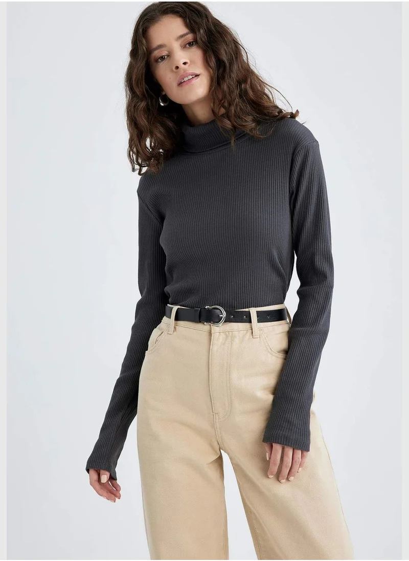 ديفاكتو Woman Knitted Long Sleeve T-Shirt