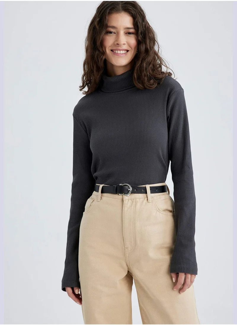ديفاكتو Woman Knitted Long Sleeve T-Shirt