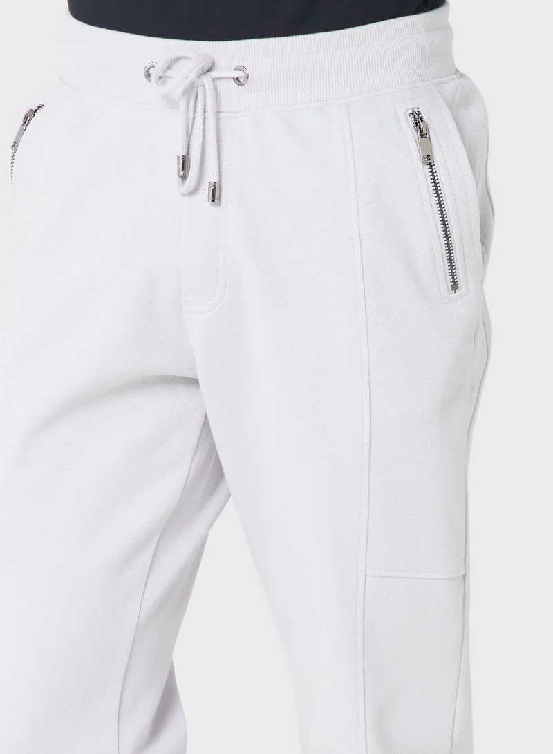 Iconic Essential Sweatpants