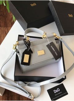 D&G Women's bag 