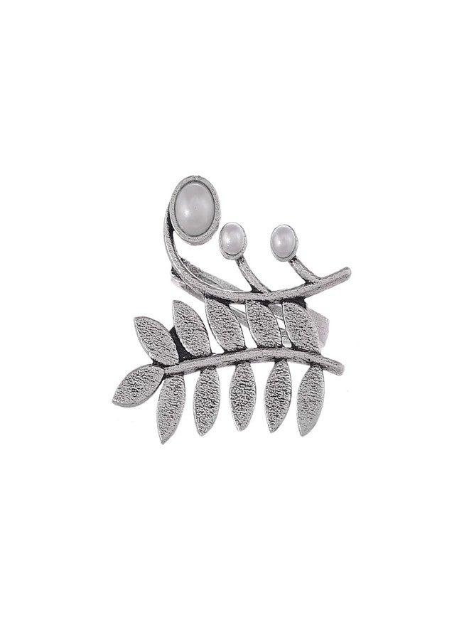VOYLLA Fresh Fern Dew Drop Ring - Image 1