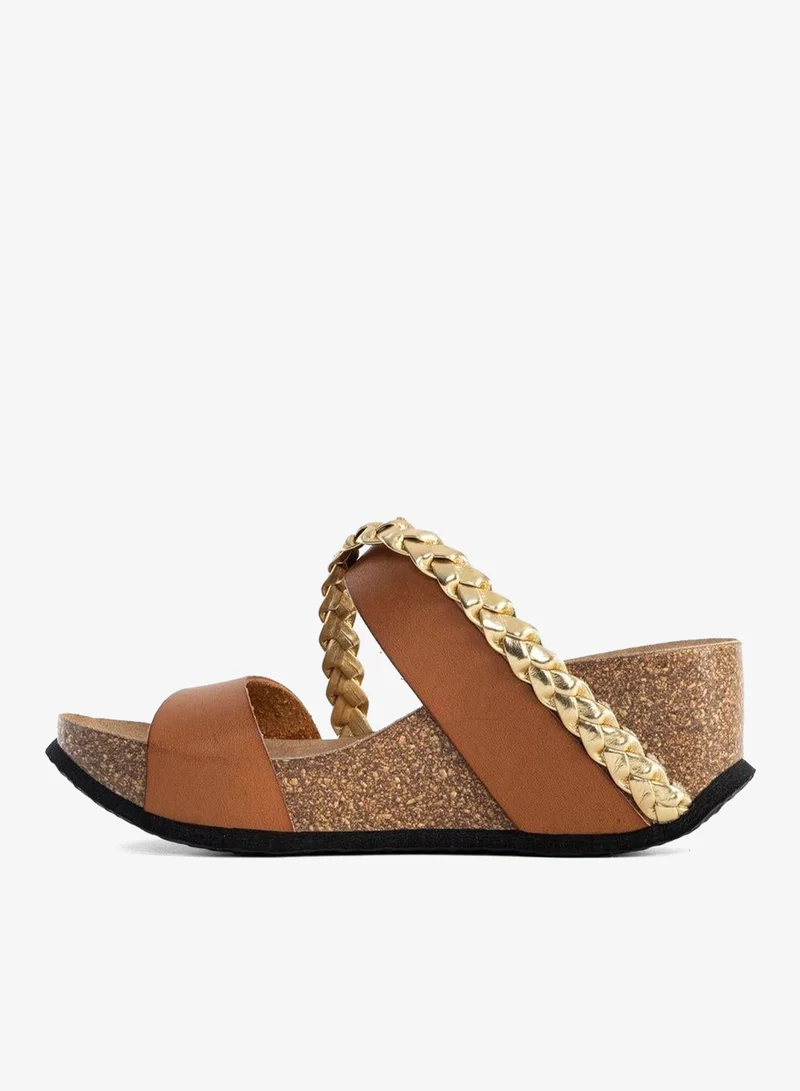 BAYTON Faro Strappy Mid Heel Wedges