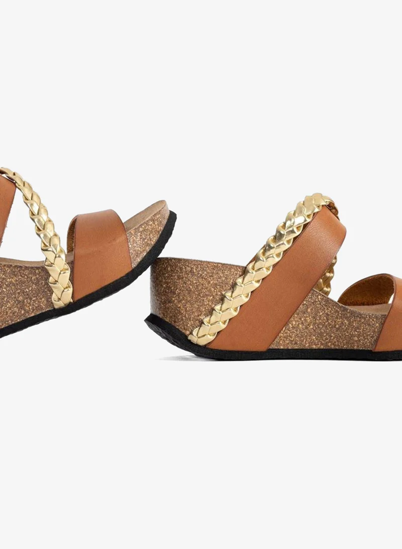 BAYTON Faro Strappy Mid Heel Wedges