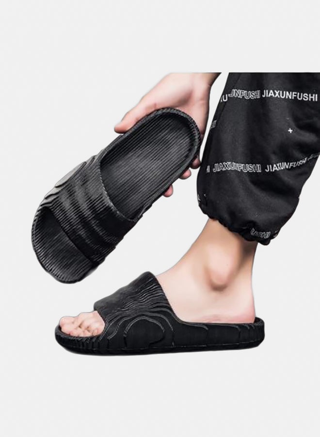 Unisex Slippers for Ultimate Comfort - Image 4