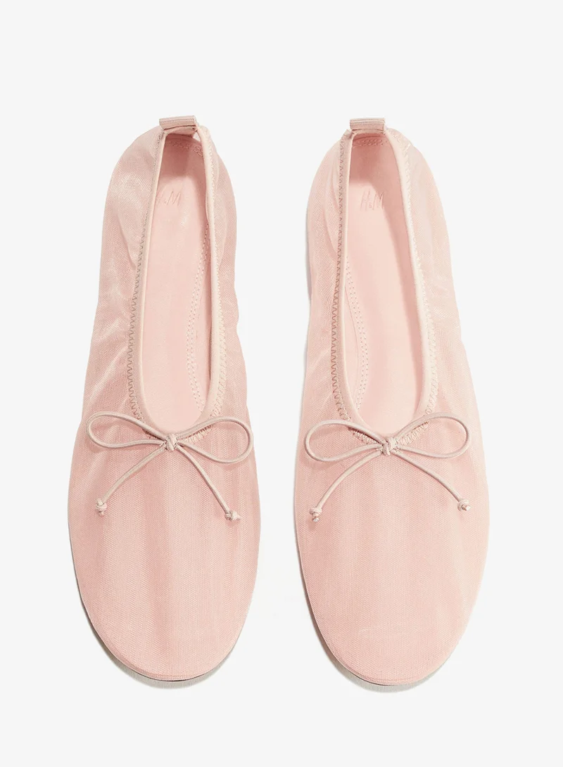 اتش اند ام حذاء باليه من الشبك