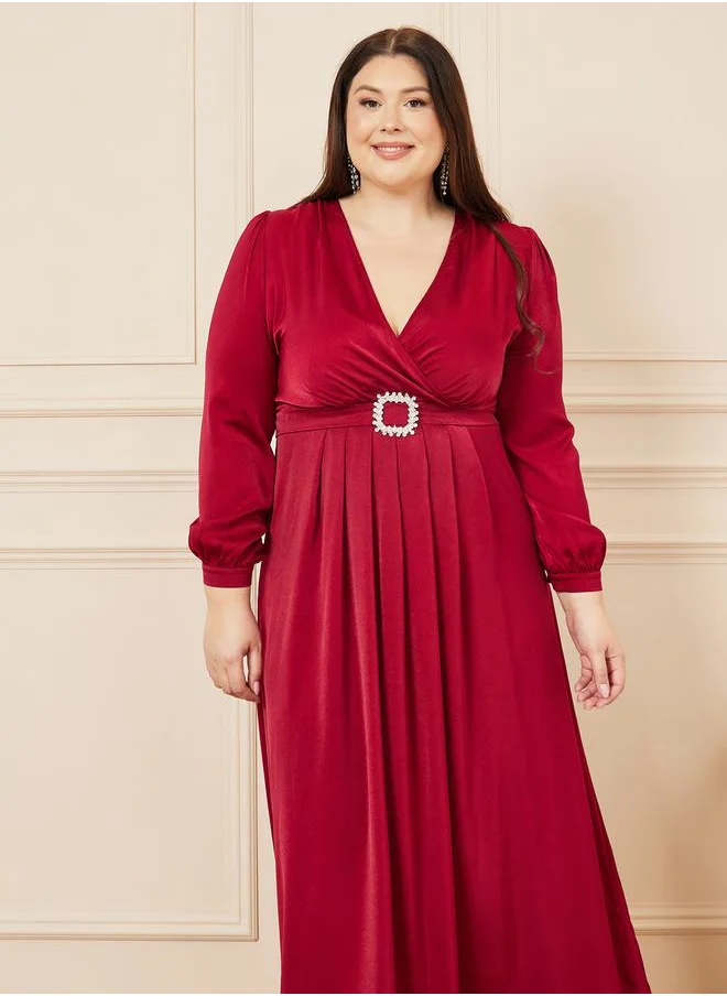 Styli Embellished Buckle Pleated A-Line Maxi Dress