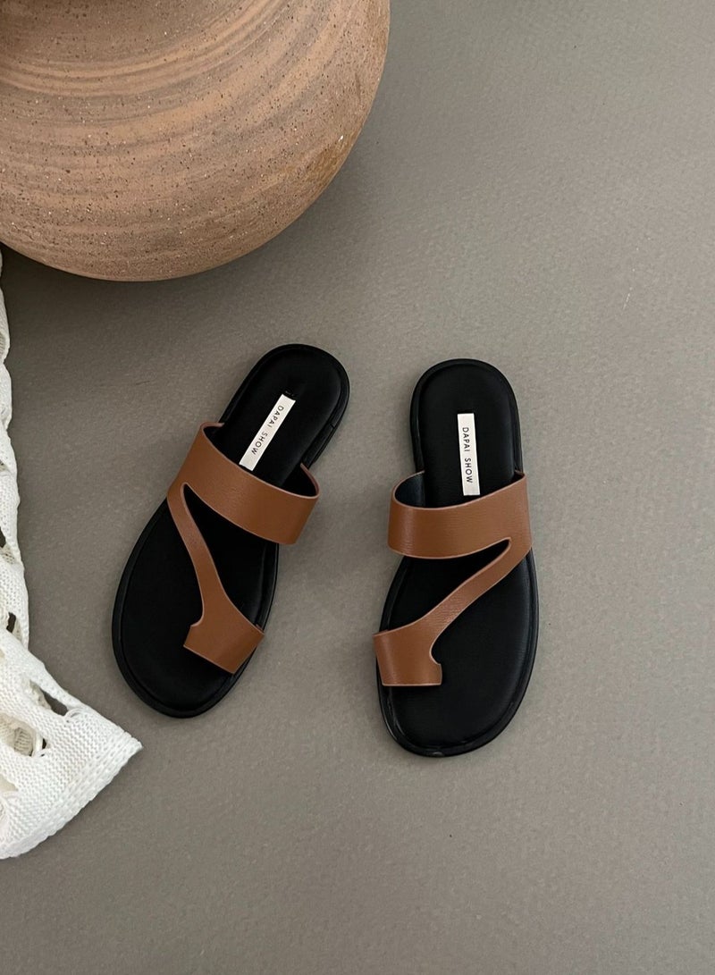 Women's Retro Beach Sandals And Slippers  - Image 1