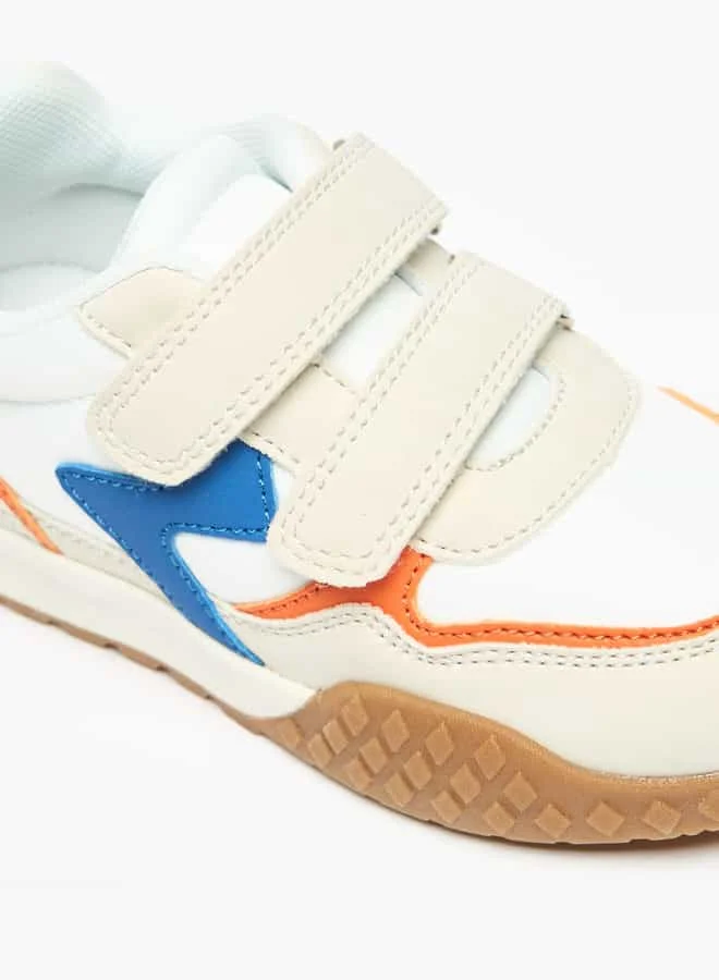جونيورز Boys Panelled Sneakers with Hook and Loop Closure