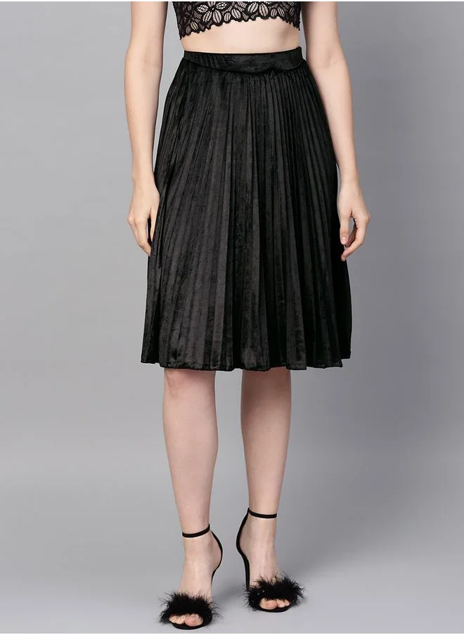 ساسافراس Velvet Pleated Knee Length Skirt by Styli