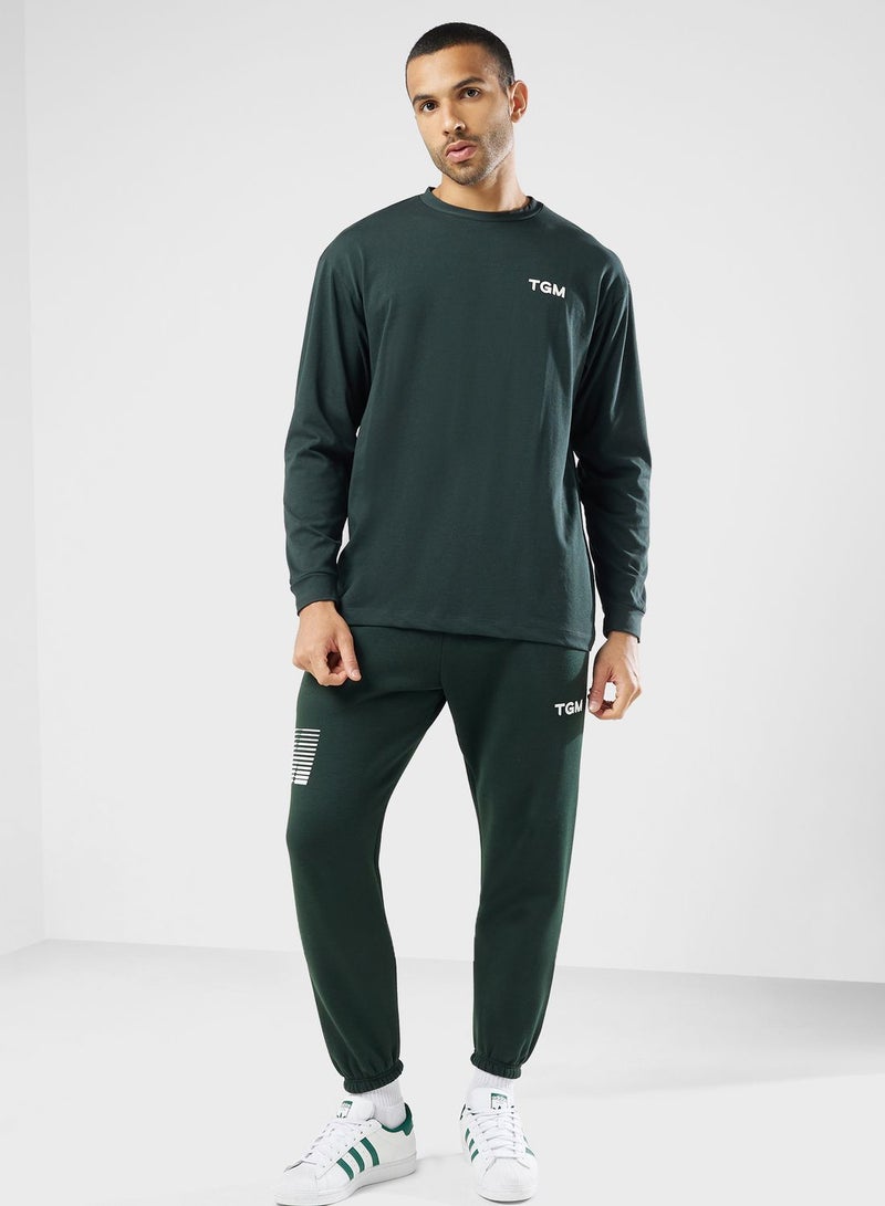 ذا جيفينج موفمنت تيشيرت أساسي - Image 4