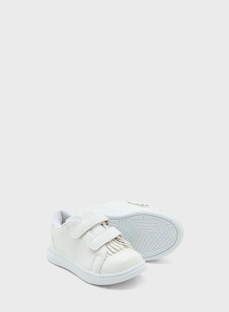 Pinata Back To School Twin Velcro Fringe Trainer