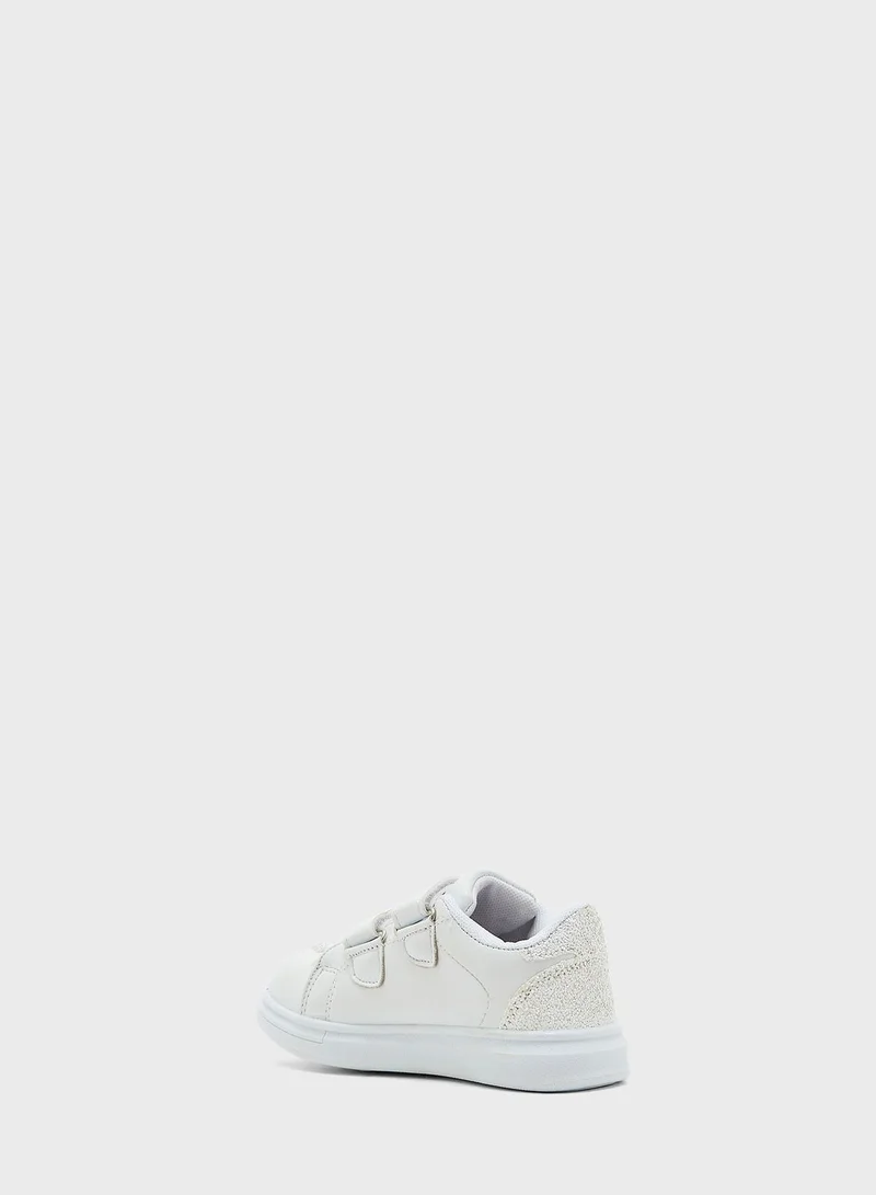 Pinata Back To School Twin Velcro Fringe Trainer
