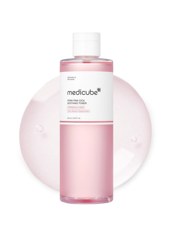 Medicube تونر مهدئ ببتيد السلمون DNA PDRN بلمسة وردية | تونر توهج وردي لتعزيز البشرة، مهدئ وملطف، لون بشرة غير متساوي، ببتيد ونياسيناميد، العناية بالبشرة الكورية (250 مل / 8.45 أونصة سائلة) - Image 1