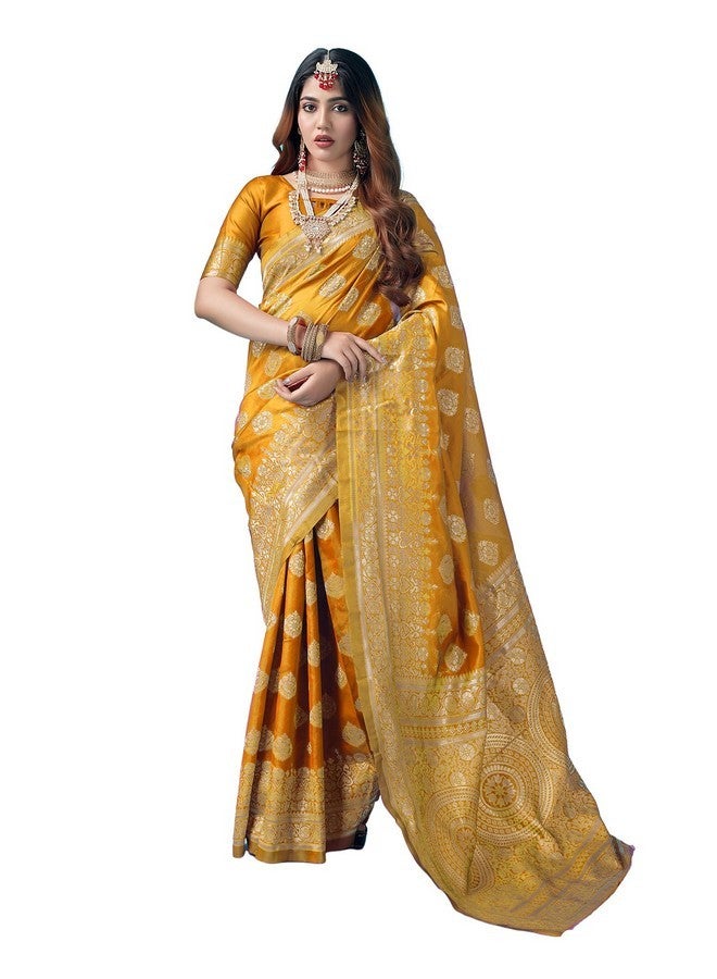 SIRIL ساري سيريلي من الحرير الصناعي النسائي بتصميم بناراسي جاكار مع قطعة بلوزة غير مخيطة (3409S112_أصفر) - Image 1