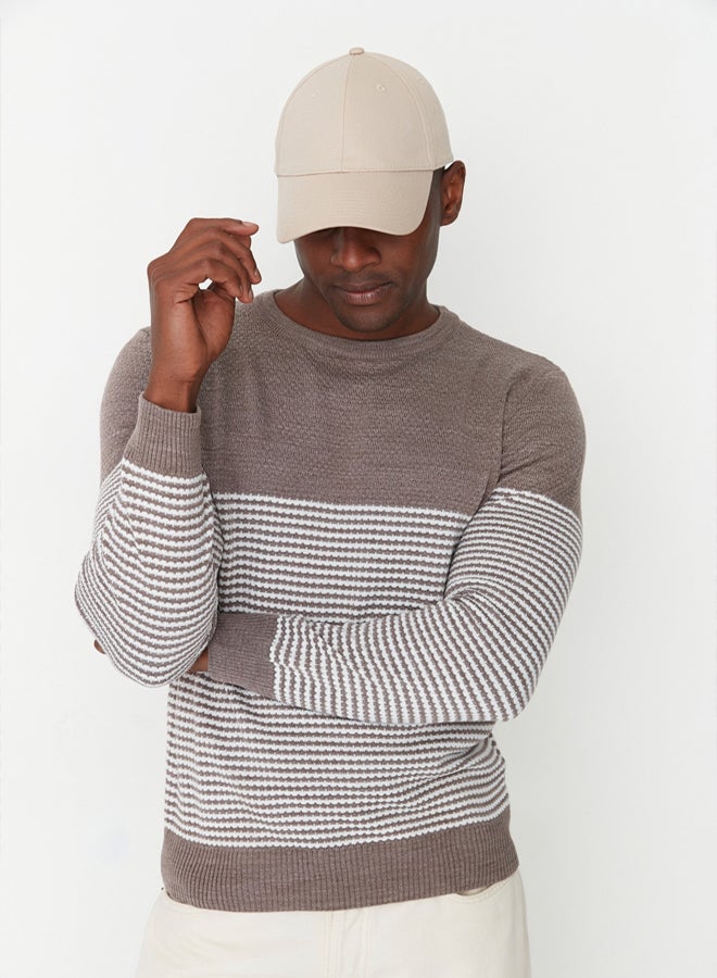 trendyol Mink Slim Fit Slim Cut Crew Neck Striped Sweater - Image 3