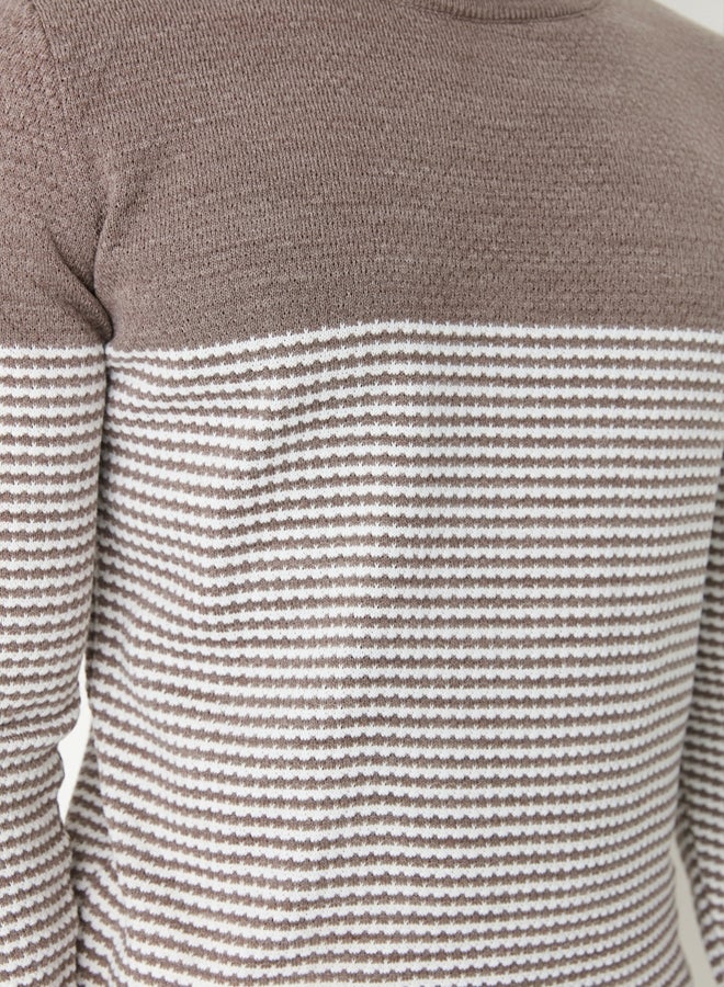 trendyol Mink Slim Fit Slim Cut Crew Neck Striped Sweater - Image 4