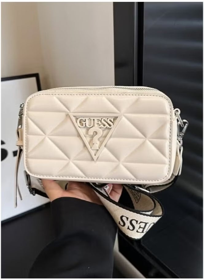 GUESS Women Crossbody Bag,Bag for Women,Shoulder Bag 20*12*7.5cm - Image 2