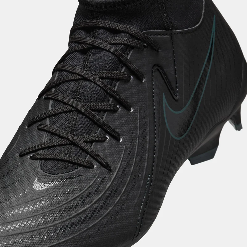 Nike Phantom Luna 2 Academy MG Football Shoes