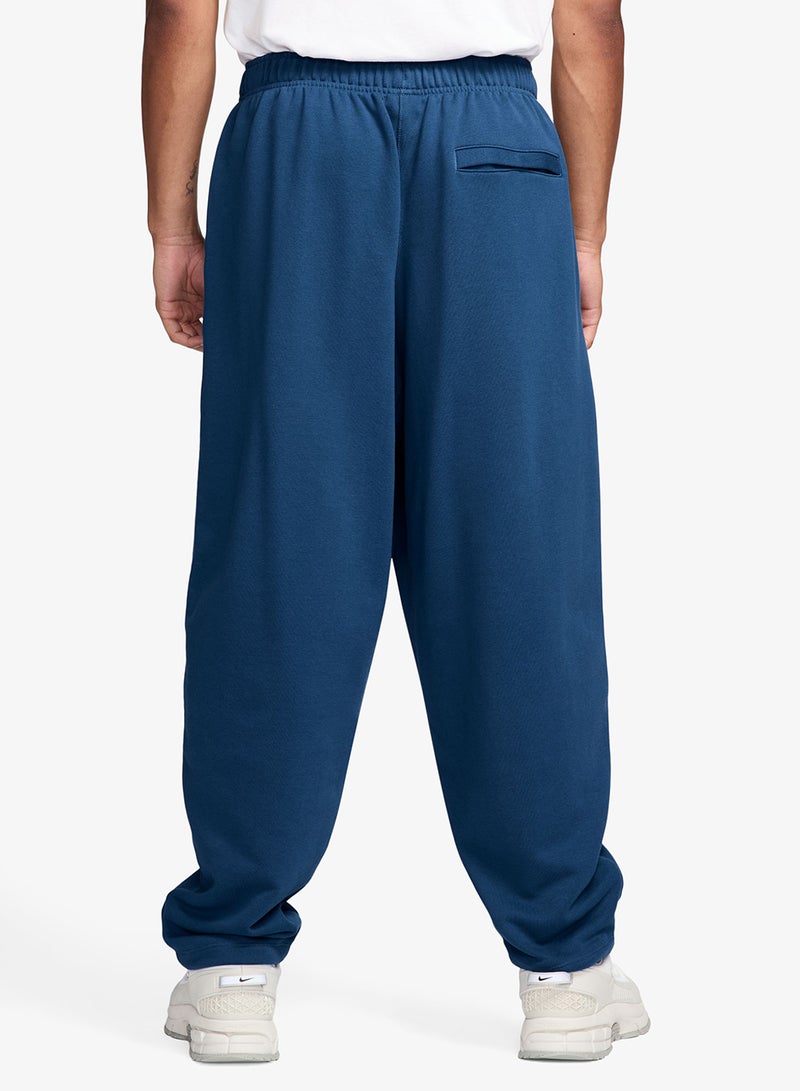 Nike Club Oversized Fleece Sweatpants - Image 2