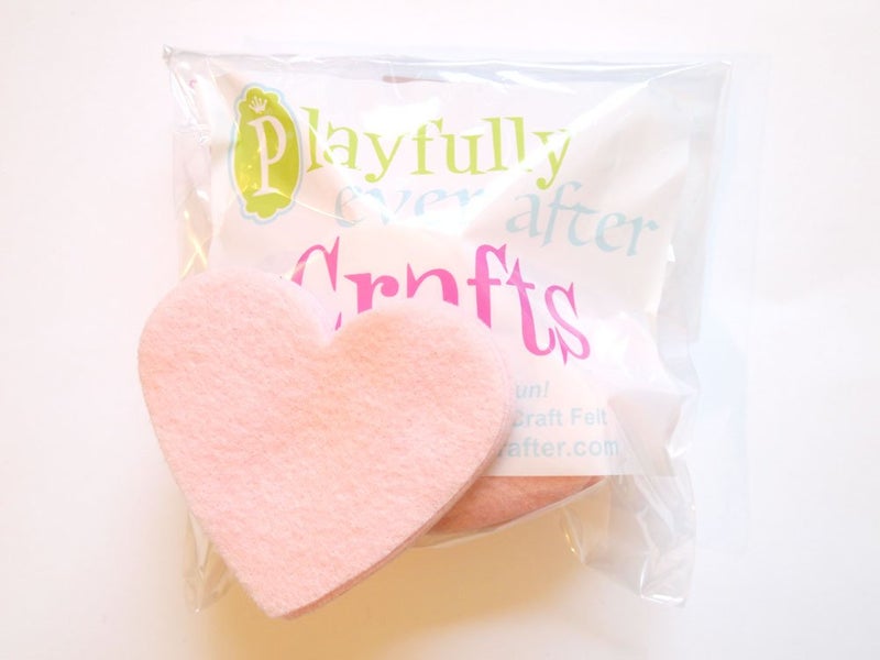 Playfully Ever After 3 Inch 28pc Felt Hearts (Light Pink) - Image 2
