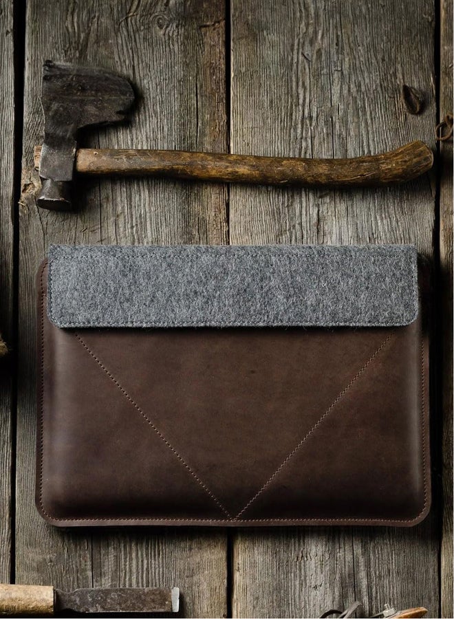 Dipelle Di Pelle™ UltraSlim Laptop Sleeve 11” | Premium PU Leather & Felt | Compatible with iPad Air 11” M2, iPad Pro 11” M4, iPad 10.9/10.2 | Slim & Stylish - Image 1