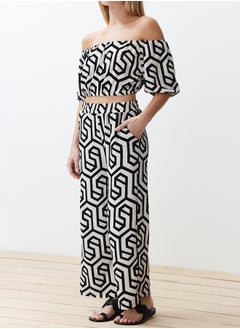 trendyol Black and White Off the Shoulder Set  - Image 5