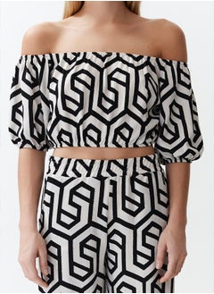 trendyol Black and White Off the Shoulder Set  - Image 4