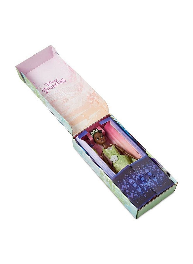 Disney Store Official Disney Princess Classic Doll (Tiana from The Princess and the Frog), 11 Inches, includes Brush with Molded Details, Posable Toy in Classic Outfit - Disney Princess Toys for Girls - Image 3