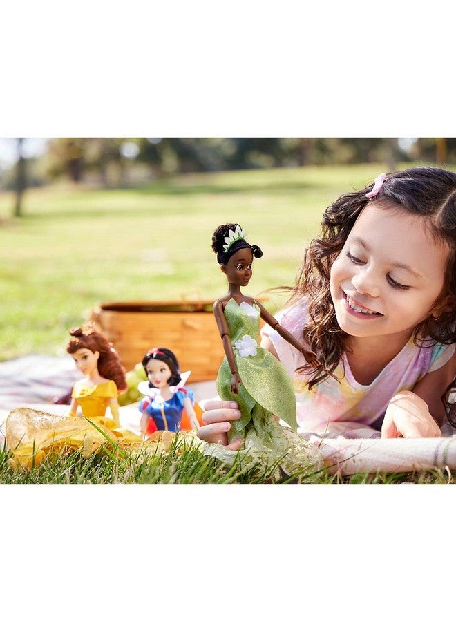 Disney Store Official Disney Princess Classic Doll (Tiana from The Princess and the Frog), 11 Inches, includes Brush with Molded Details, Posable Toy in Classic Outfit - Disney Princess Toys for Girls - Image 4