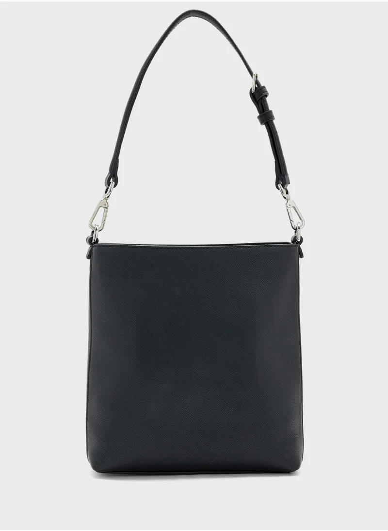 كالفن كلاين Must Small Bucket Crossbody