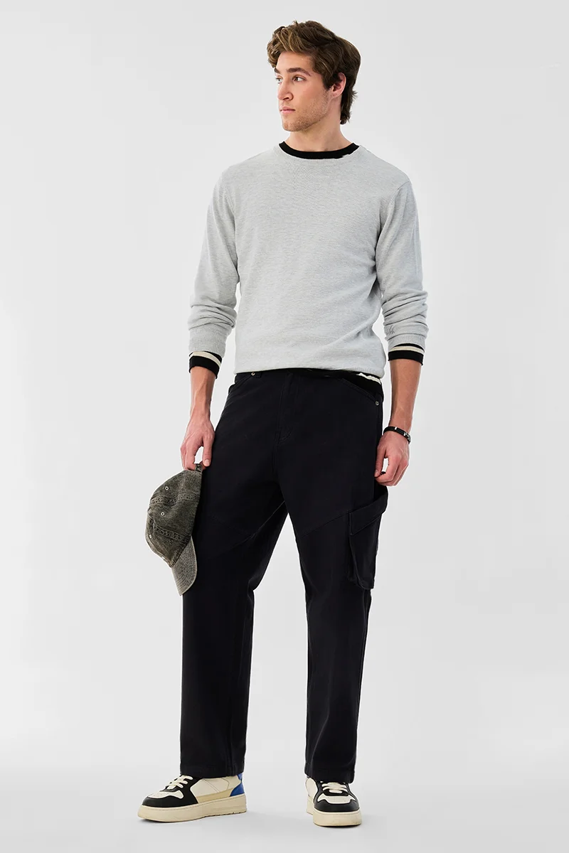 SNITCH Black Solid Loose Fit Streetwear Cargo