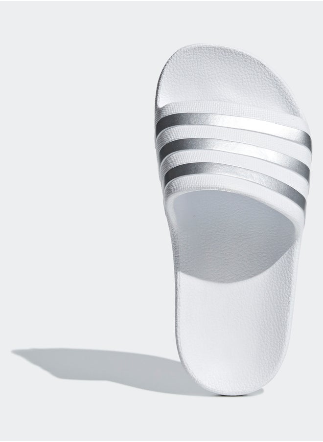 Adidas Adilette Aqua Slides Kids  - Image 2